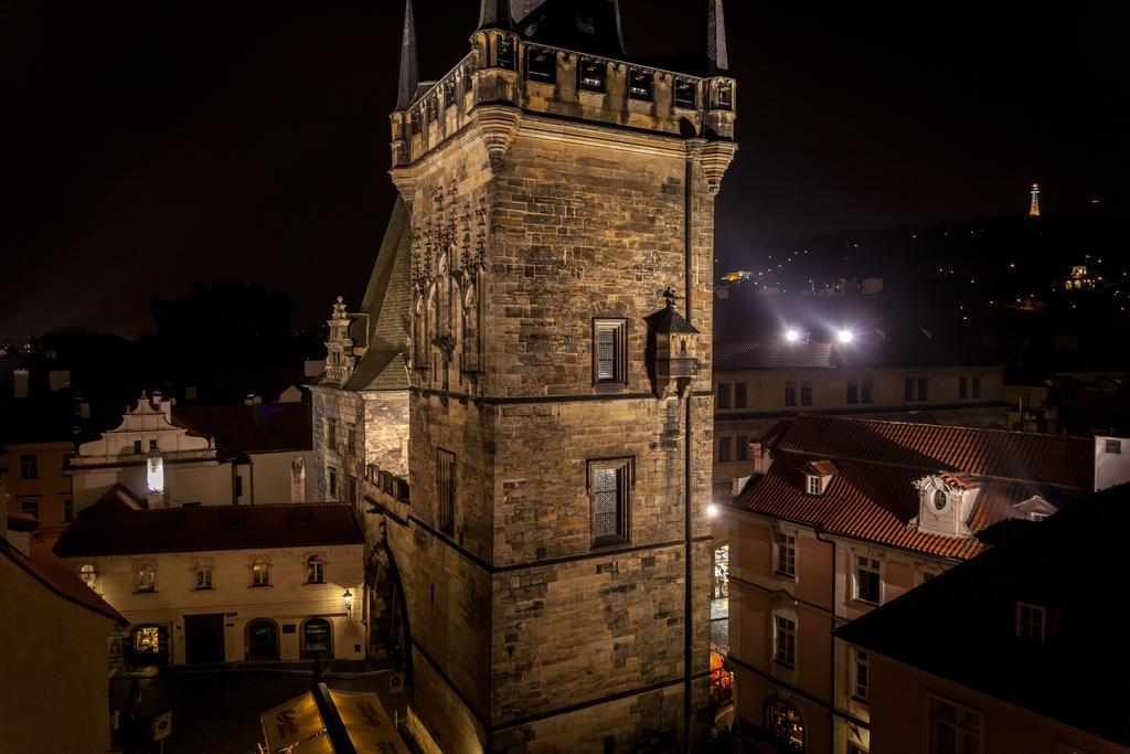 Amazing Charles Bridge Apartment Prague Phòng bức ảnh